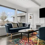 3 Bedroom Cozy In Holiday home Hjorring