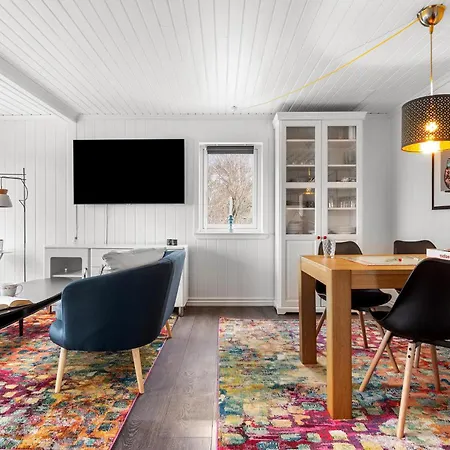 3 Bedroom Cozy In Σπίτι διακοπών Hjørring
