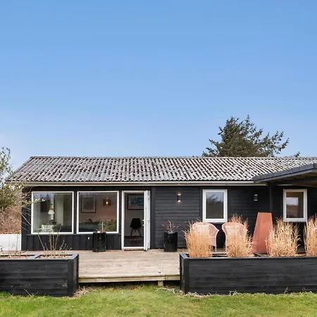 3 Bedroom Cozy In * Hjørring