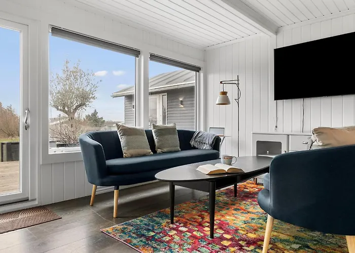 3 Bedroom Cozy In Σπίτι διακοπών Hjørring