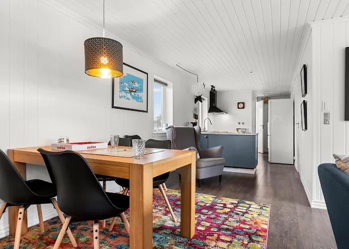Σπίτι διακοπών 3 Bedroom Cozy In *